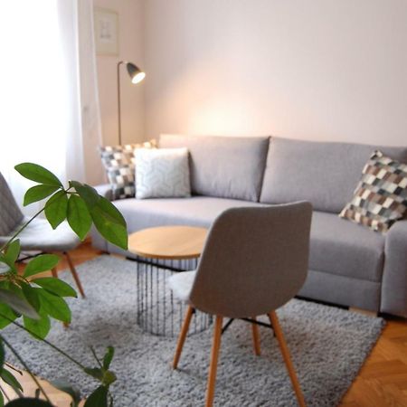 Apartment In The Heart Of Prag Eksteriør billede