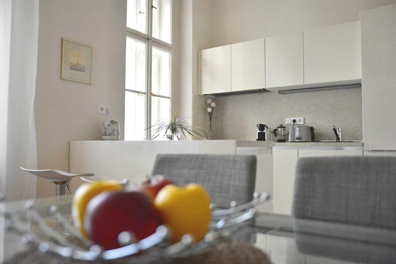 Apartment In The Heart Of Prag Eksteriør billede