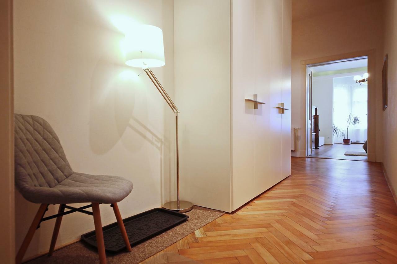 Apartment In The Heart Of Prag Eksteriør billede