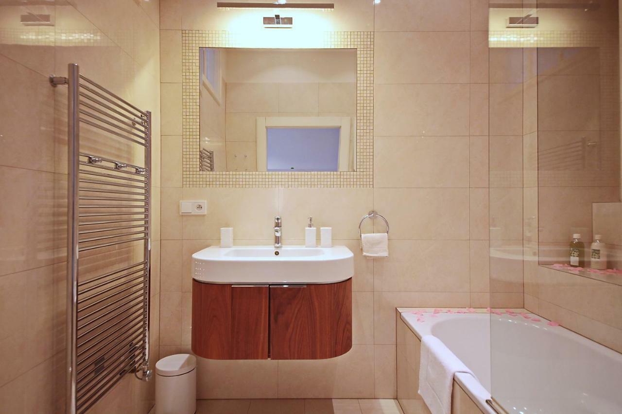 Apartment In The Heart Of Prag Eksteriør billede